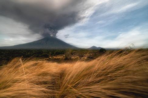 Eruption of Mt Agung 04