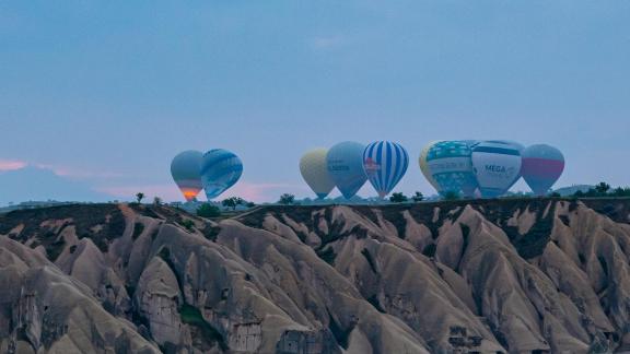 Balloons on the rim