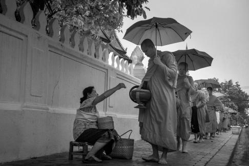 Monks Alms Giving6