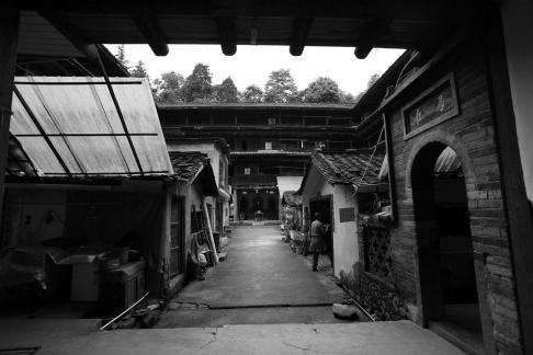 Ancient courtyard stacking 1