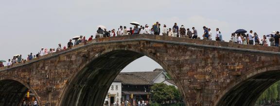 Qingshi Listening to the Rain 1