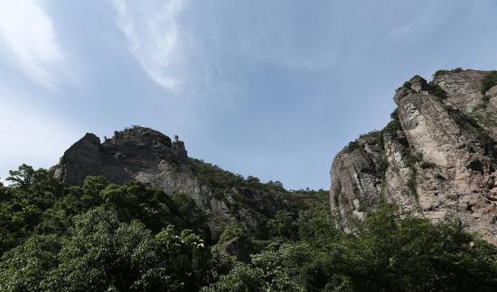 Beautiful mountains and rivers 5