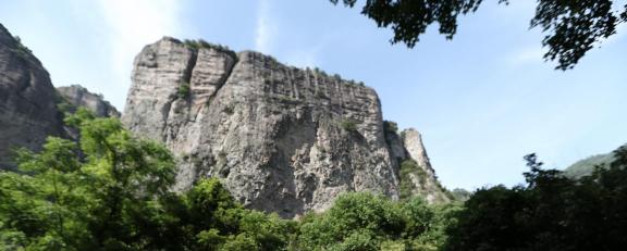 Beautiful mountains and rivers 8