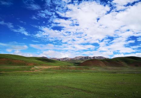 blue sky and white clouds 2