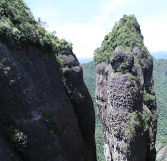 mountains and rivers 4