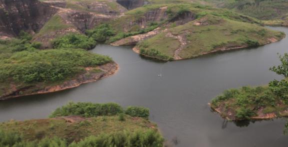 Between mountains and rivers 2