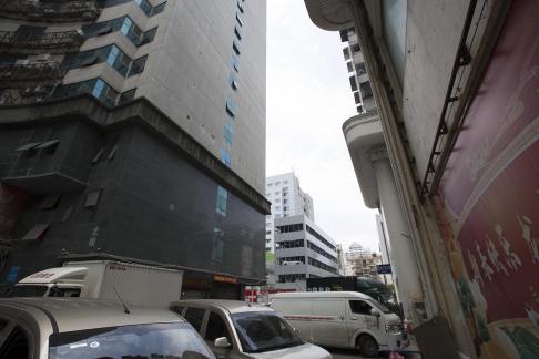 Order on the street corner 4