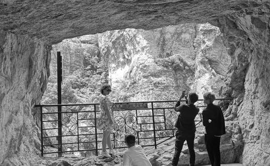 a place of unique beauty 3