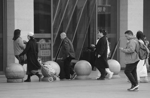 Urban microcosm 27