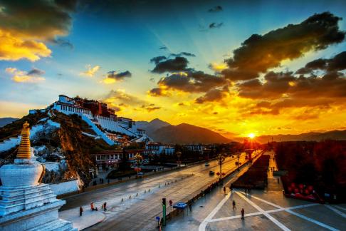Morning in Lhasa