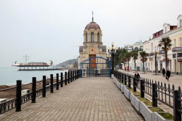 Yalta Embankment -Crimea-4