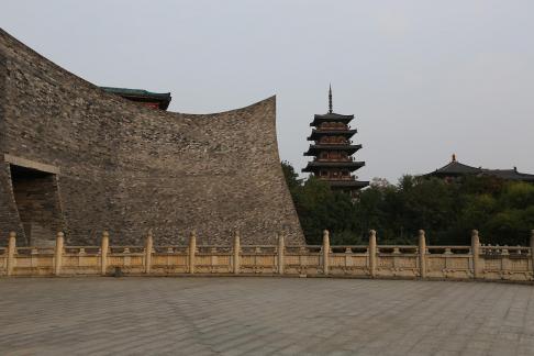 Visit the ancient city 43