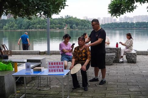 Silent by the lakeside 6