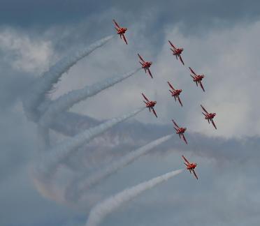Red Arrows Turn