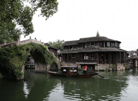 Singing on the green waves 10