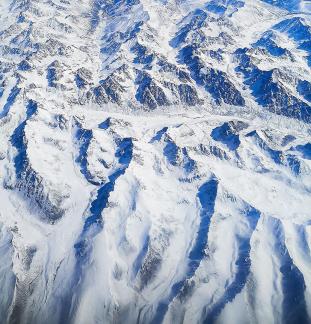Looking at the glacier from afar 8