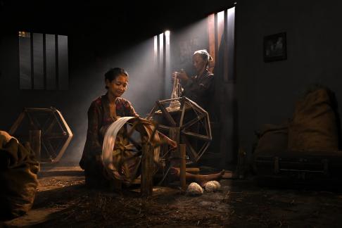 spinning thread