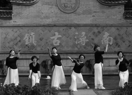 Traveling together in groups 3