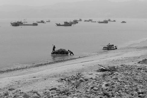 Fishing boats at sea 52