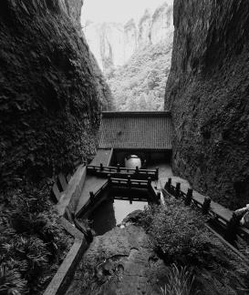 Deep mountains and deep pools 3