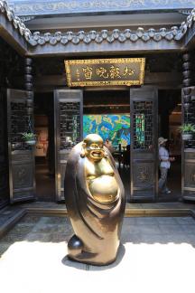 Copper Buddha in the Hall 4