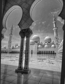 La Moschea di Abu Dhabi