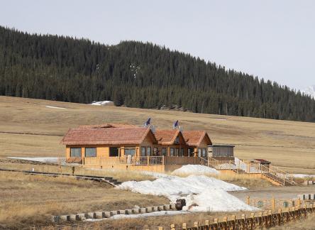 Xueyong Mountain Residence 1
