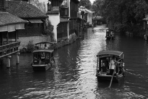 The sound of rowing in Jiangnan 25