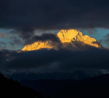 Xuefeng Cloud Shadow 17