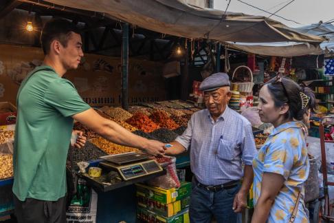 BISHKEK BAZAAR KYRGYZSTAN