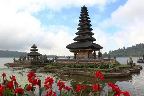 Ulun Daru Temple Indonesia 1