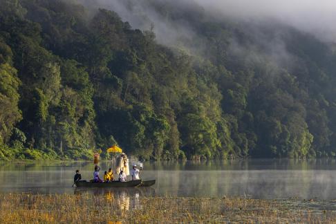 Melasti ceremony at Tamblingan Lake