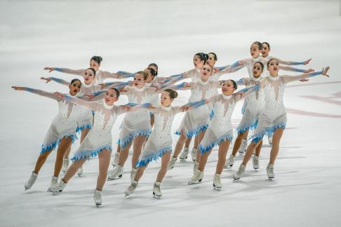 Synchronized skating 10