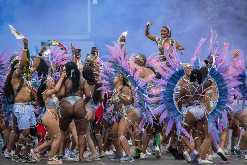 Caribbean Parade 17