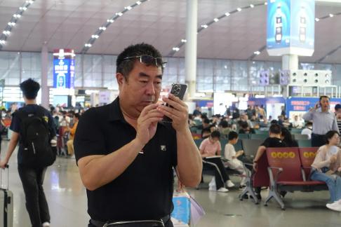 waiting hall 15