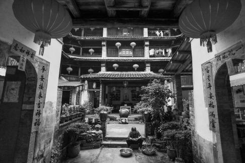 Hang lanterns high 4