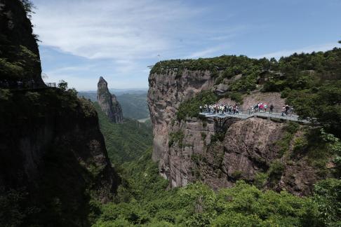 Beautiful scenery 1