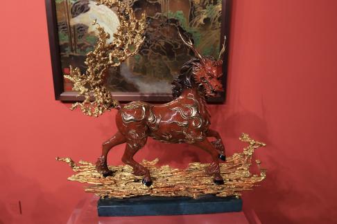 Good omens in front of the hall