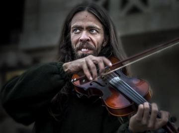Streets violinist-3