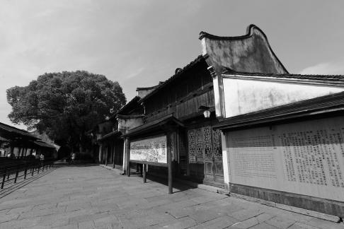 Jiangnan Rain Lane 13