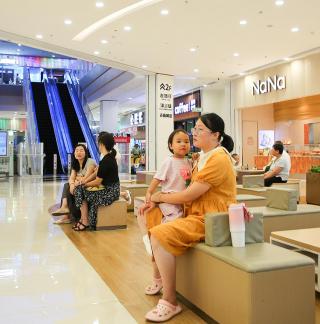 Shopping malls in big cities 22