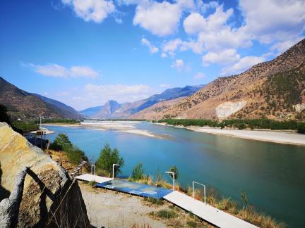 One mountain one river 1