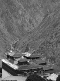 Canyon Golden Hall 1