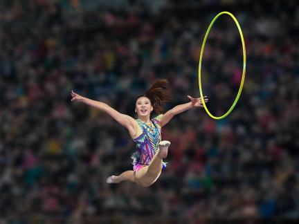Ribbon dance 14