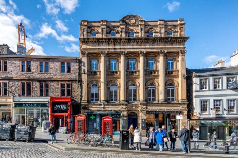 Royal mile bus stop