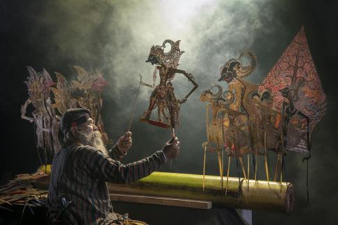 Java puppet show
