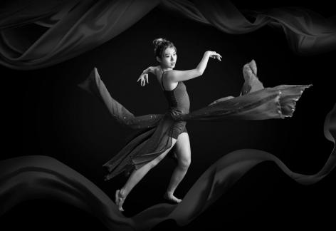 Lady dancing