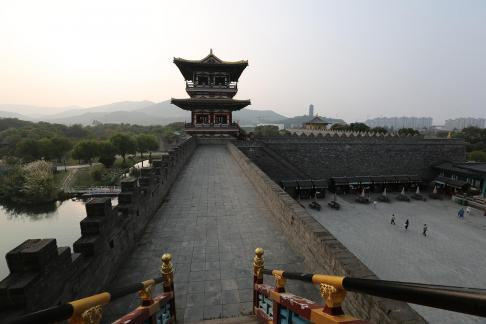 Visit the ancient city 16