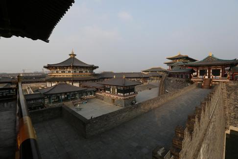 Visit the ancient city 4