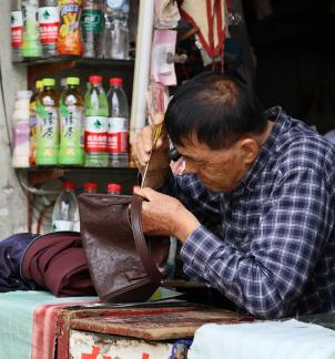 The Time at Hand on the Street 6